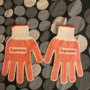 Supreme Gloves White/Red 2018